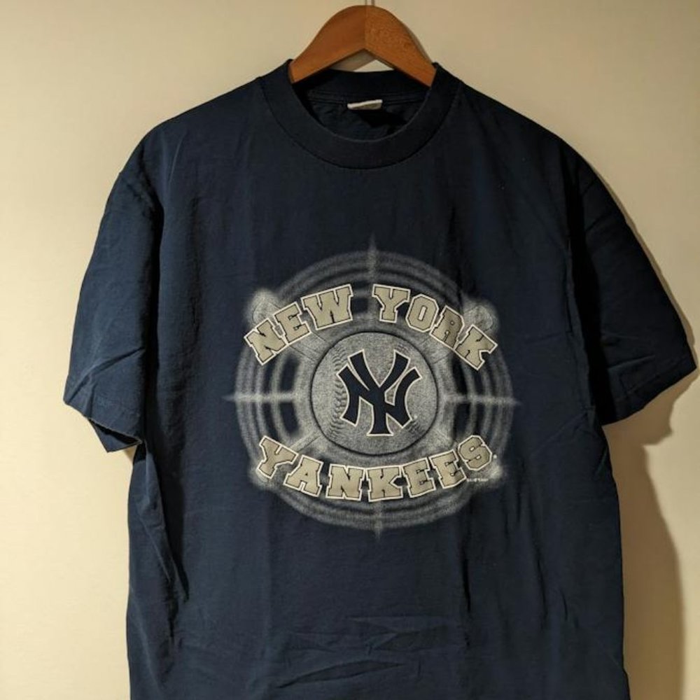 Vintage 2001 New York Yankees Mlb Baseball Large T-shirt